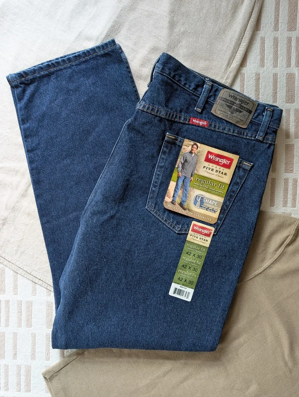 Wrangler | 42 x 30 | NWT | Five Stars | Regular Fit Denim Pant